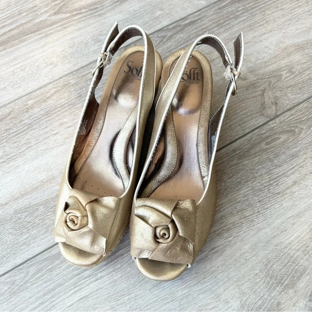 Sofft Gold Metallic Espadrilles Wedge Open Toe